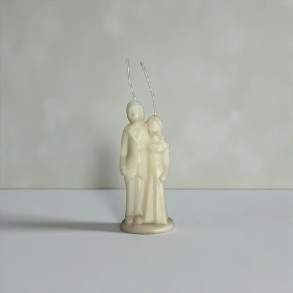 White_Wedding_Couple_Candle